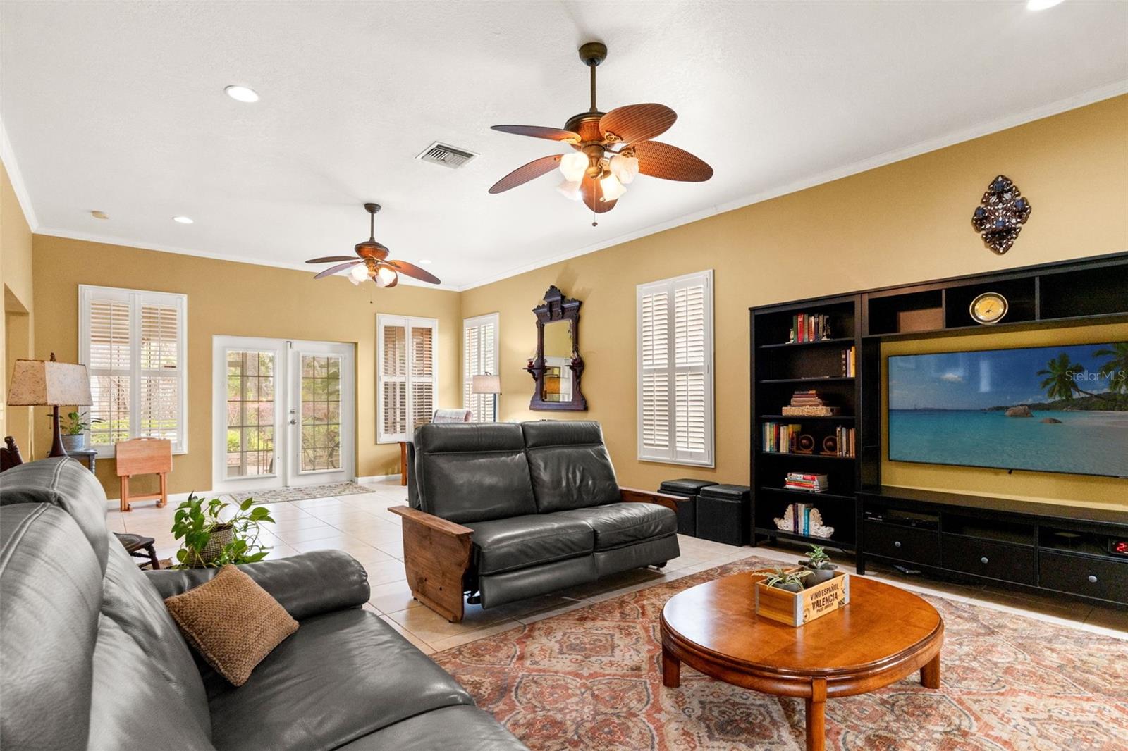 Image 13 of 58 For 1202 Coral Street