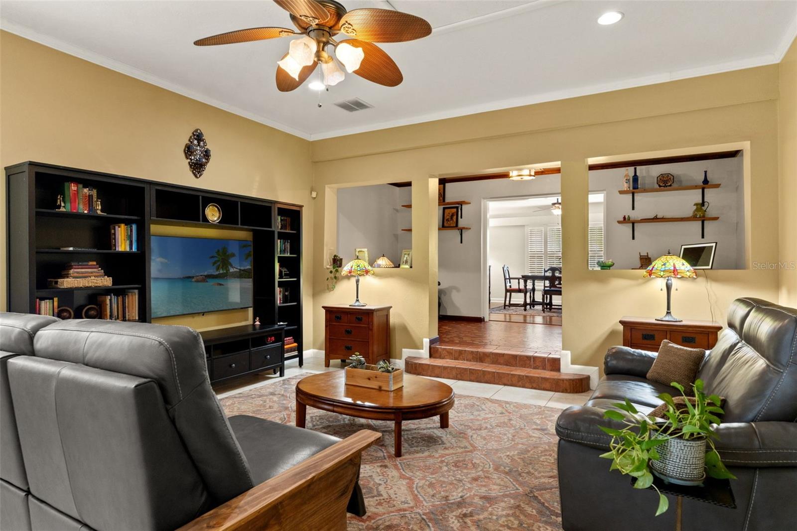 Image 16 of 58 For 1202 Coral Street