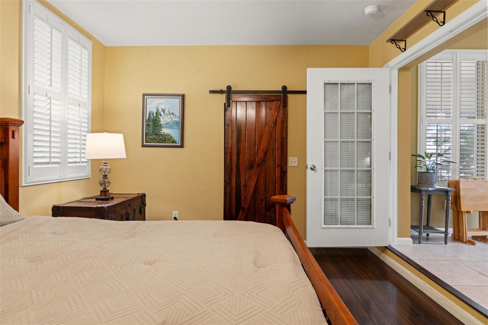 Image 23 of 58 For 1202 Coral Street