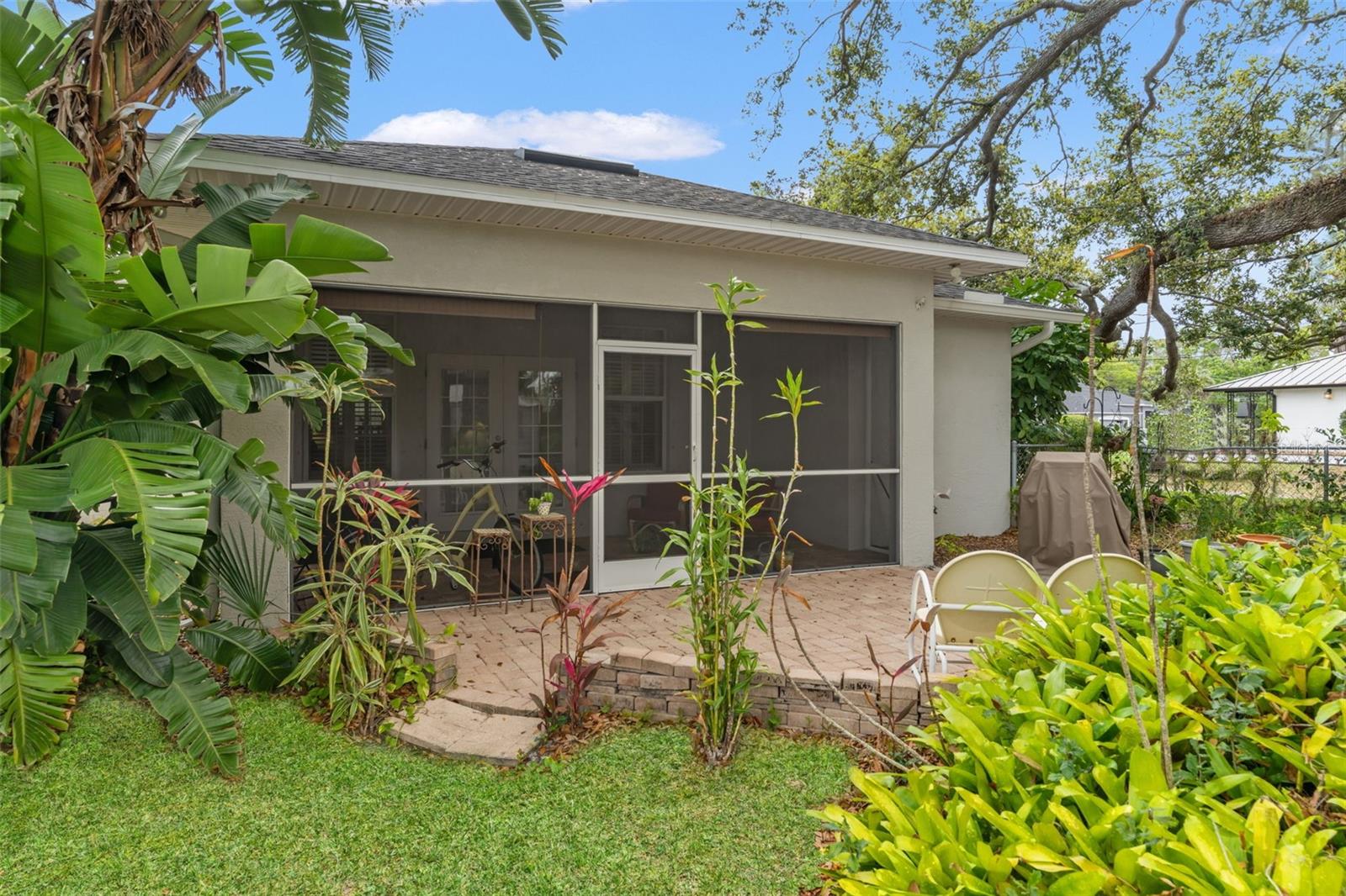 Image 36 of 58 For 1202 Coral Street