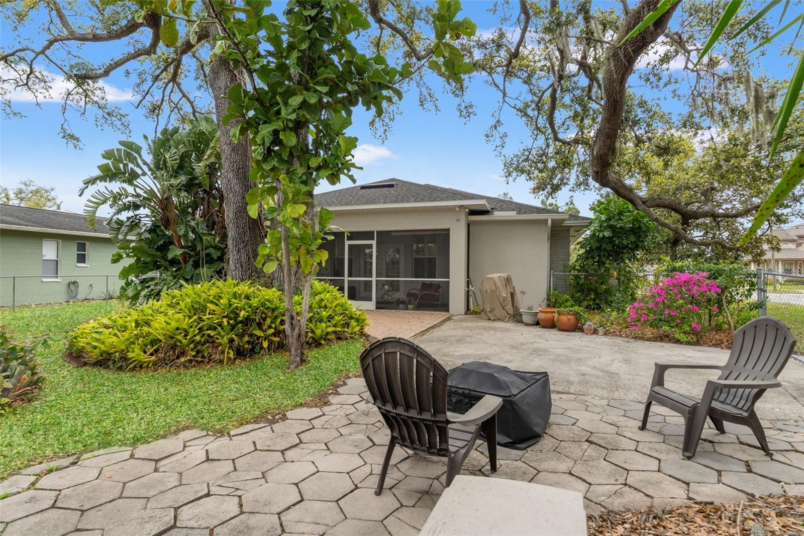 Image 40 of 58 For 1202 Coral Street