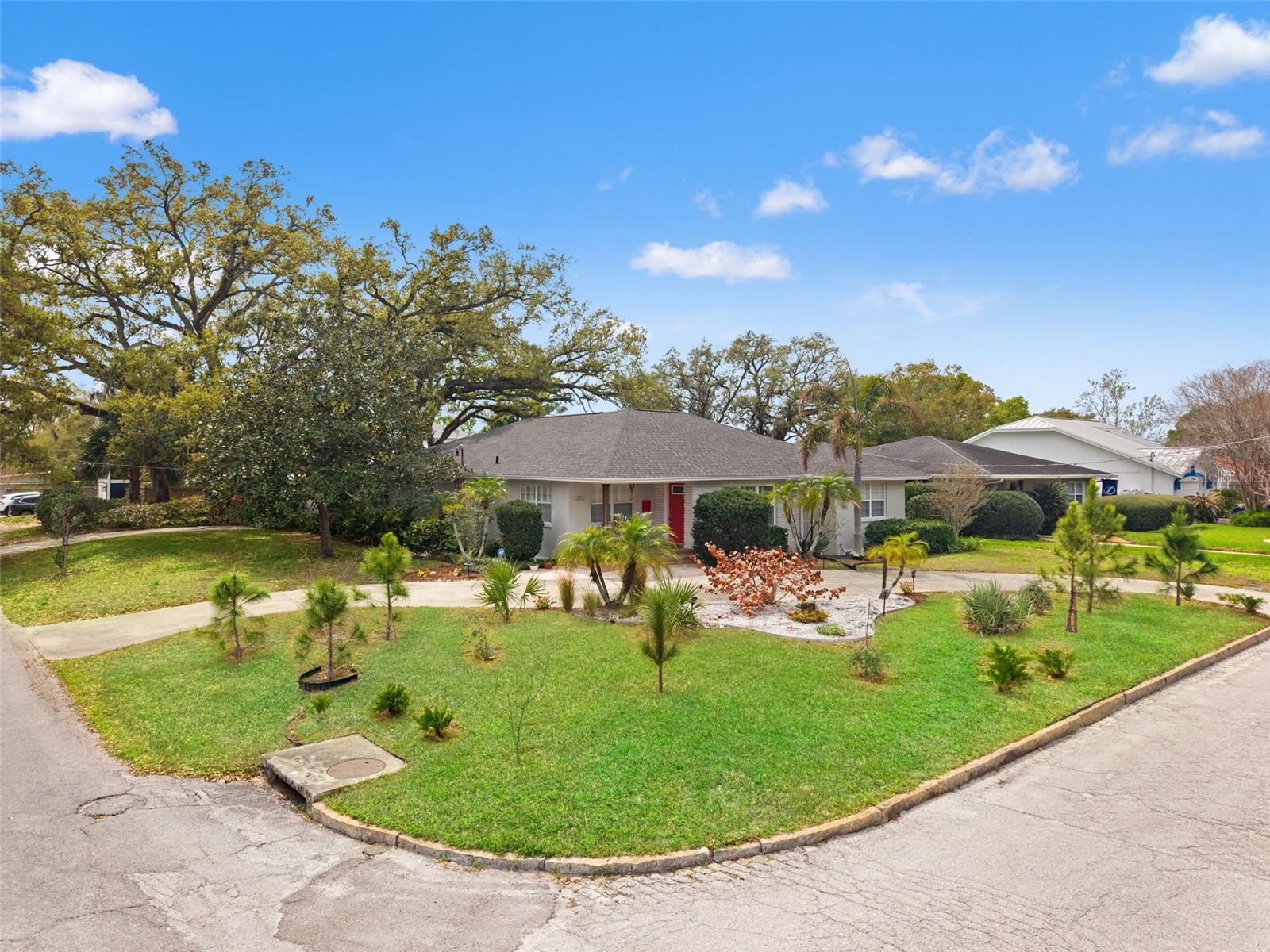 Image 43 of 58 For 1202 Coral Street