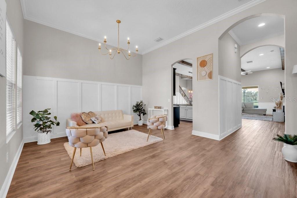 Listing photo id 3 for 6002 Watercolor Drive