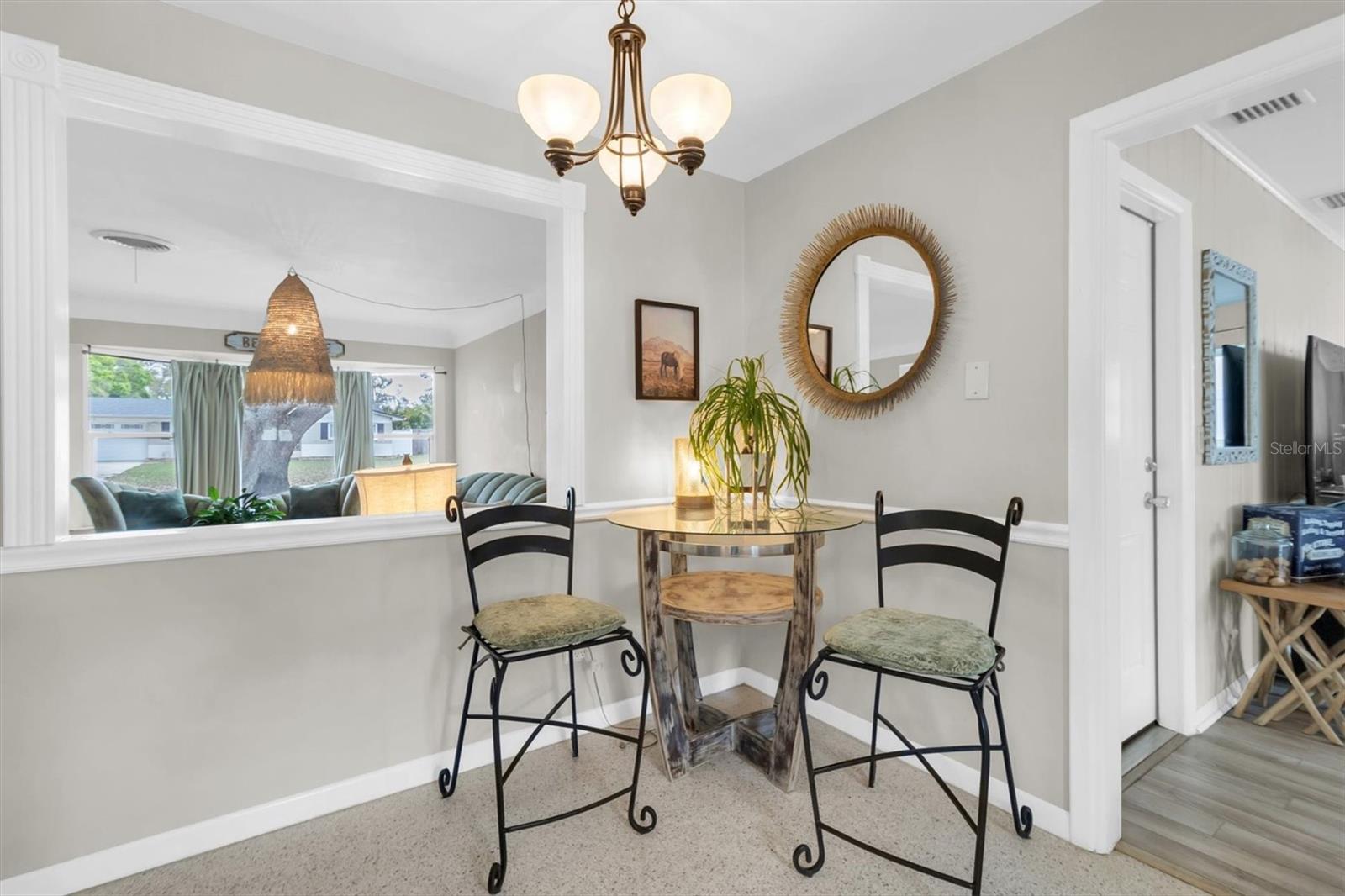 Image 11 of 31 For 13472 Bellewood Avenue