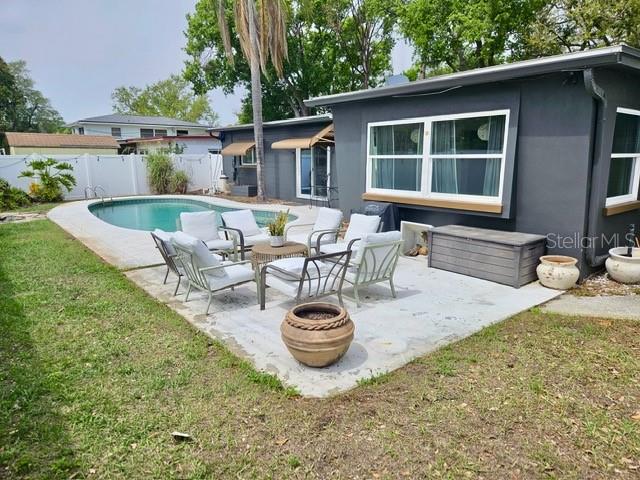 Image 26 of 31 For 13472 Bellewood Avenue