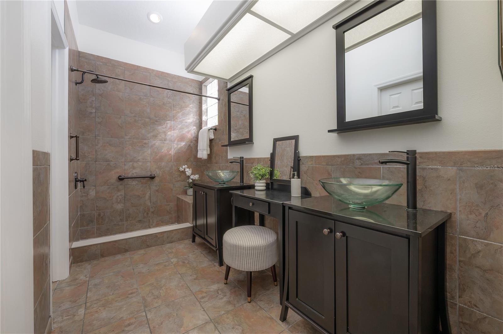 Image 13 of 28 For 1108 Callista Avenue