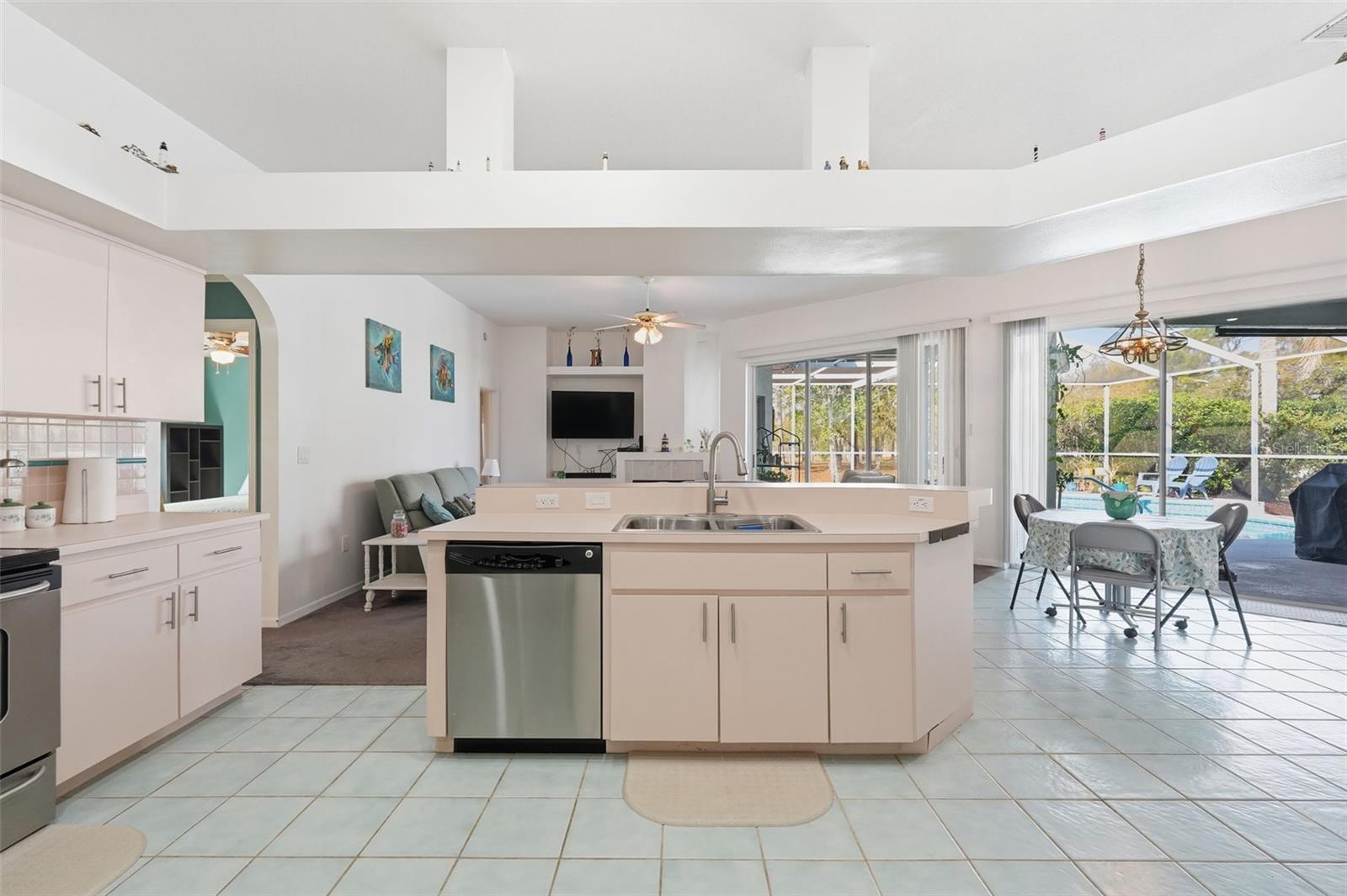 Image 18 of 67 For 12455 Quail Ridge Drive