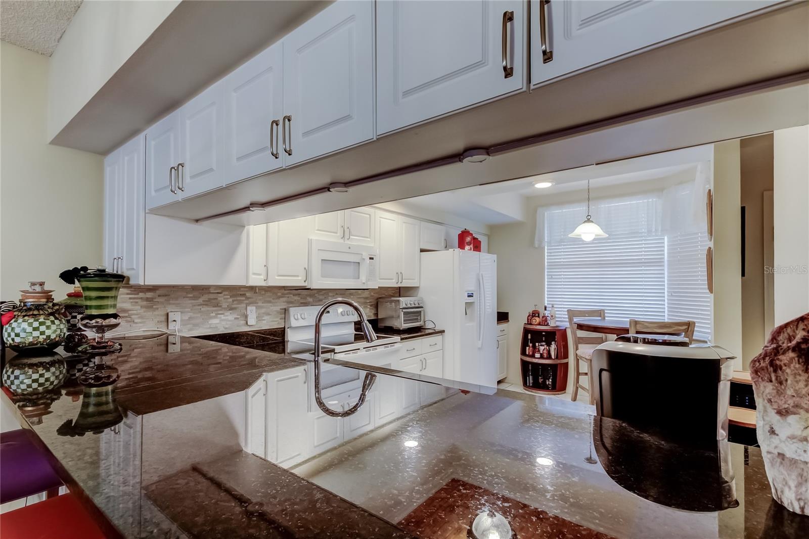 Image 11 of 57 For 6205 Shoreline Drive 1304