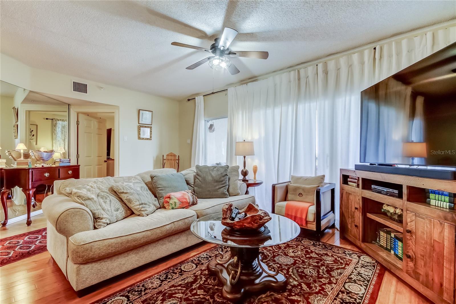 Image 23 of 57 For 6205 Shoreline Drive 1304