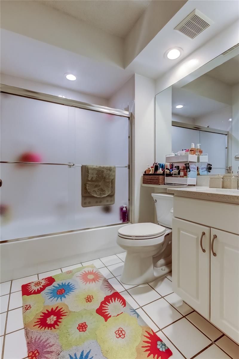 Image 31 of 57 For 6205 Shoreline Drive 1304