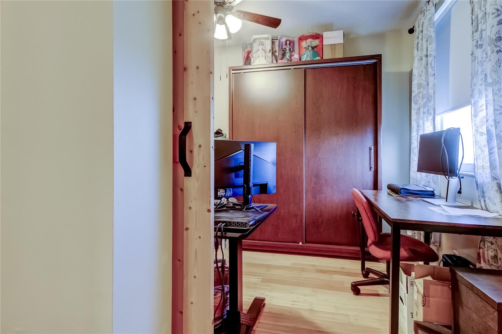 Image 39 of 57 For 6205 Shoreline Drive 1304