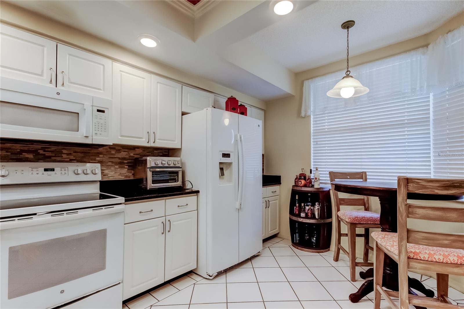 Image 5 of 57 For 6205 Shoreline Drive 1304