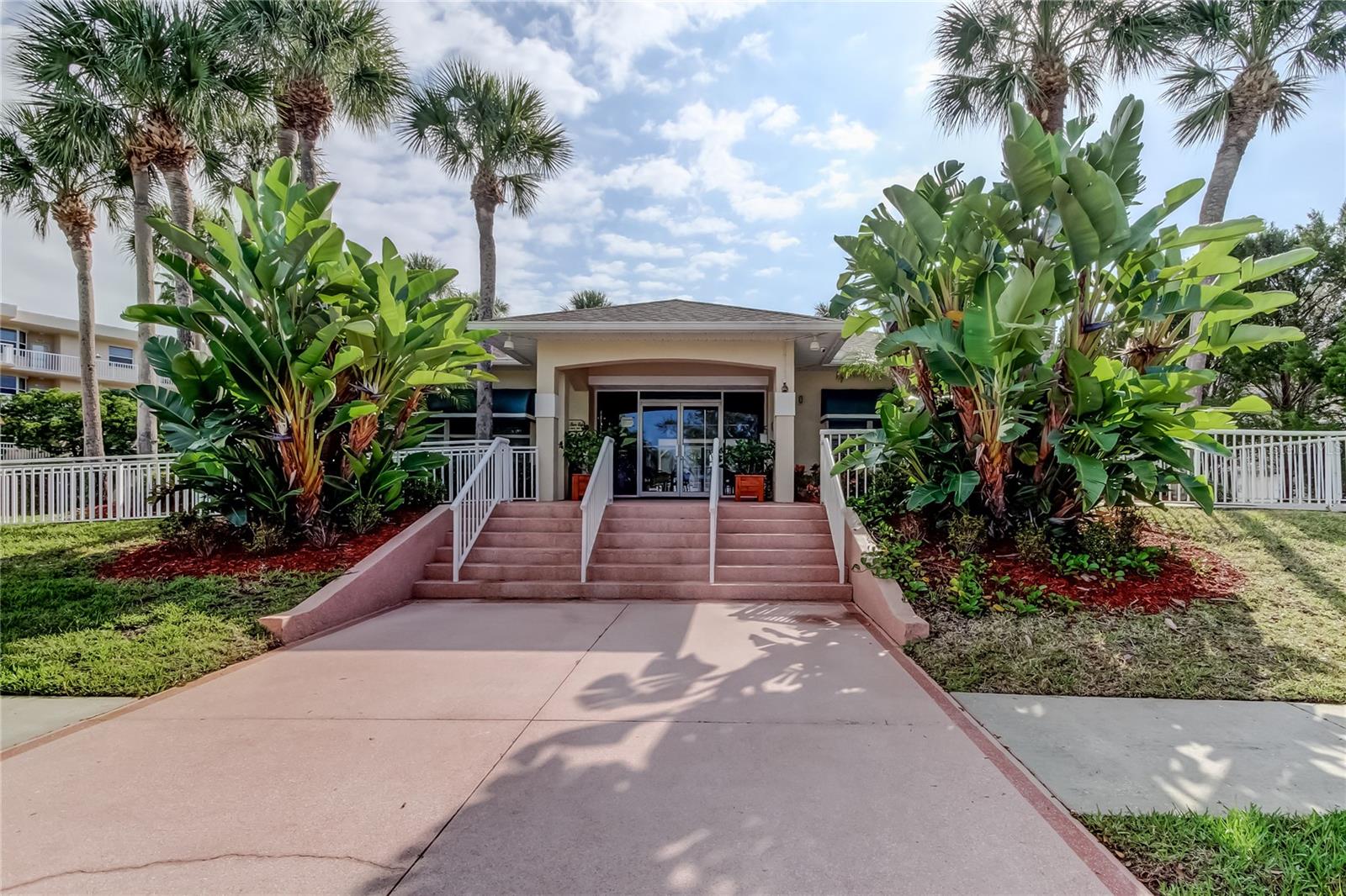 Image 50 of 57 For 6205 Shoreline Drive 1304