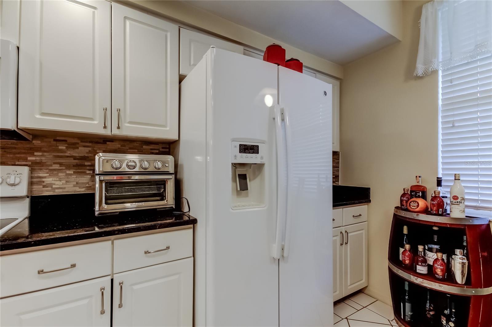 Image 9 of 57 For 6205 Shoreline Drive 1304