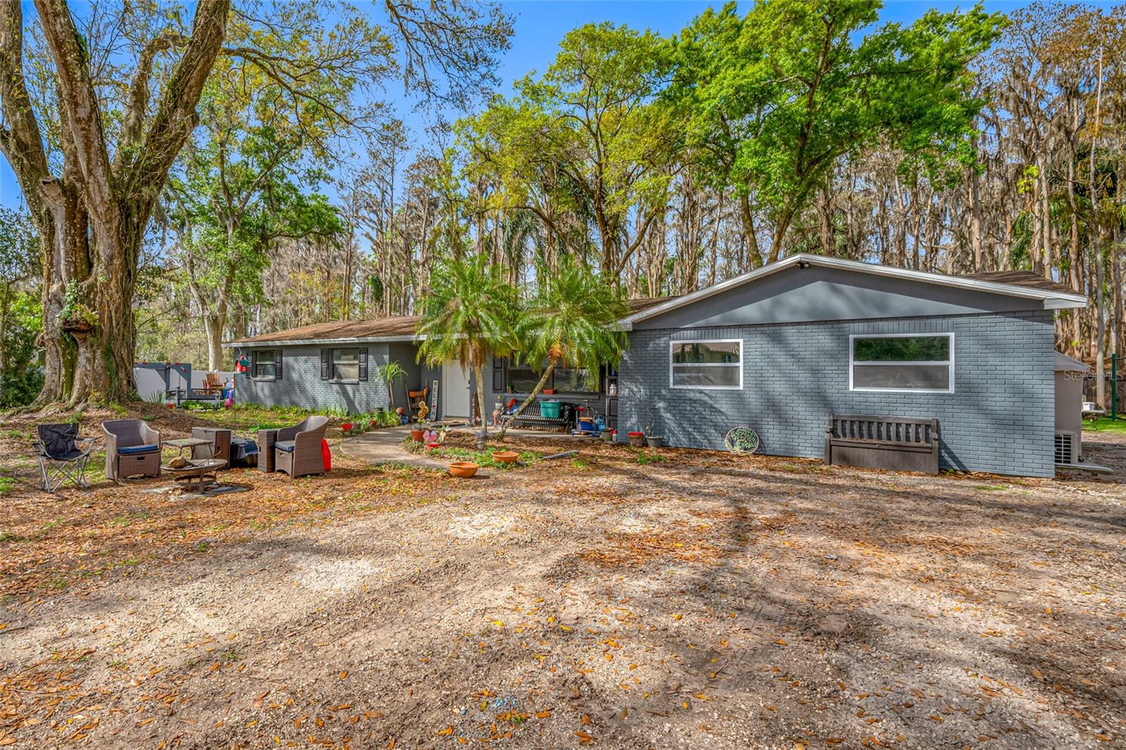 Listing photo id 12 for 19202 Rogers Road