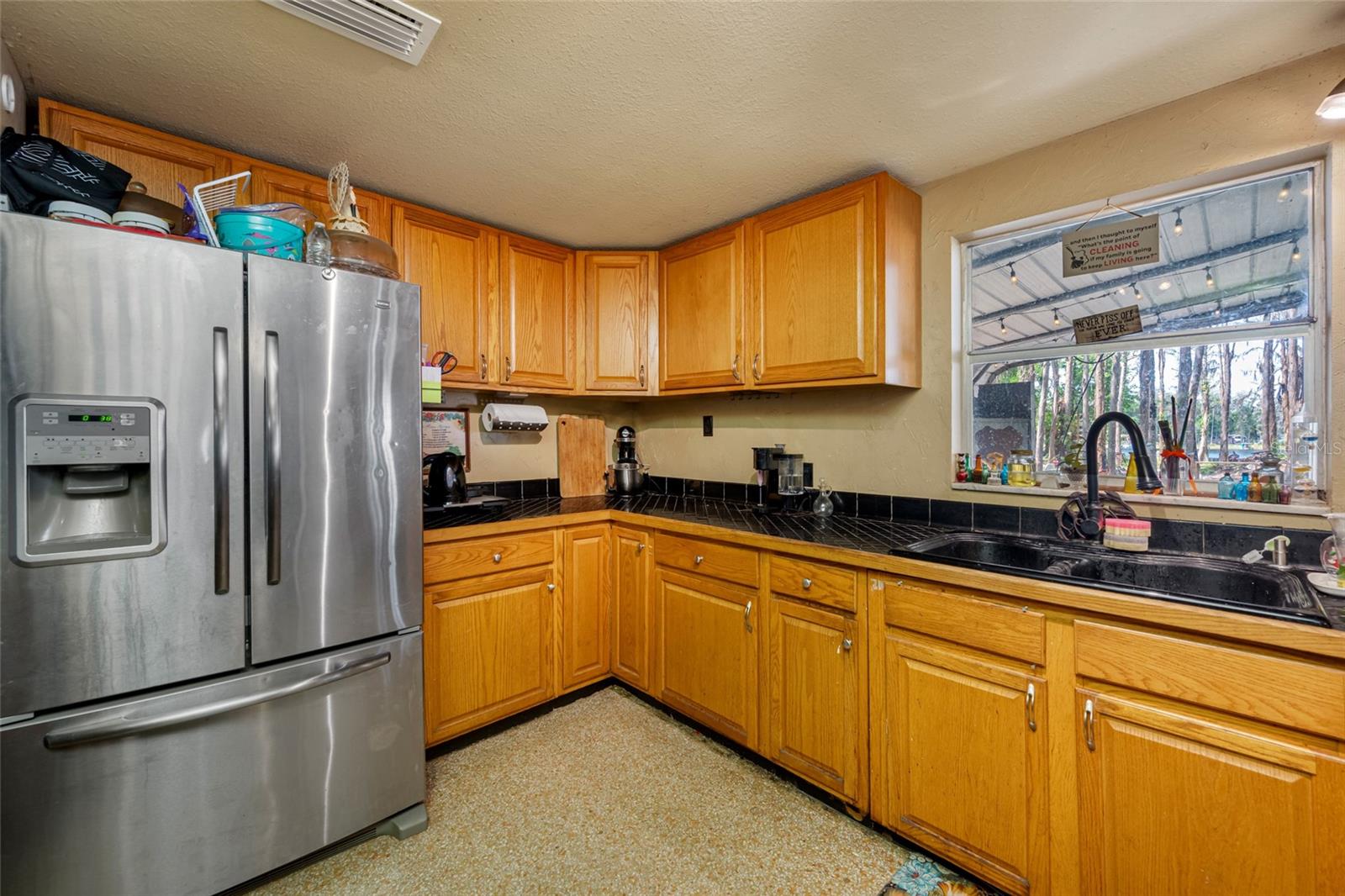 Listing photo id 23 for 19202 Rogers Road