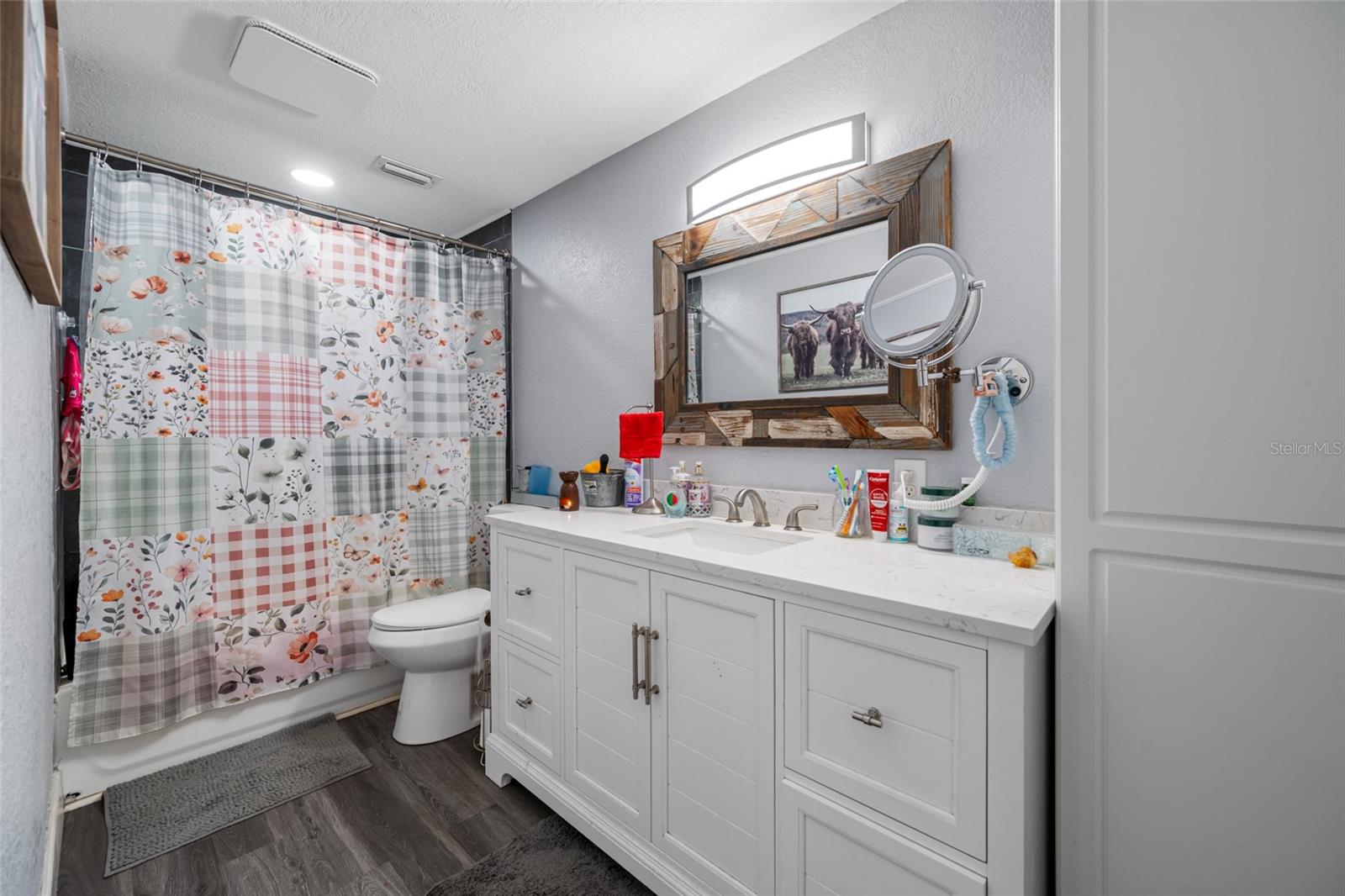 Listing photo id 26 for 19202 Rogers Road