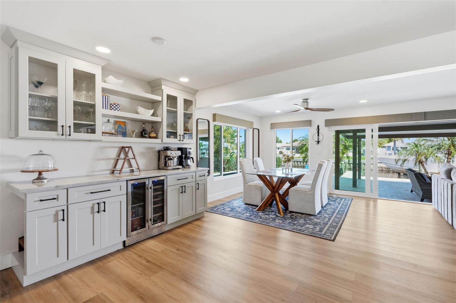 Image 15 of 45 For 9571 Sun Isle Drive Ne