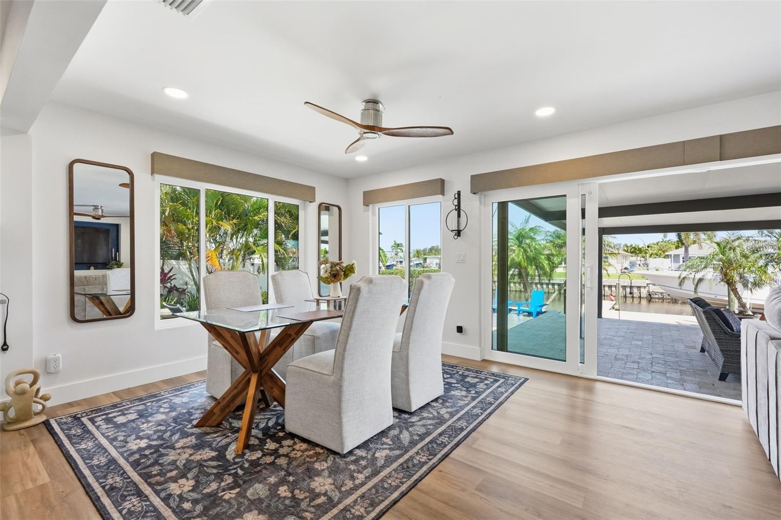 Image 16 of 45 For 9571 Sun Isle Drive Ne