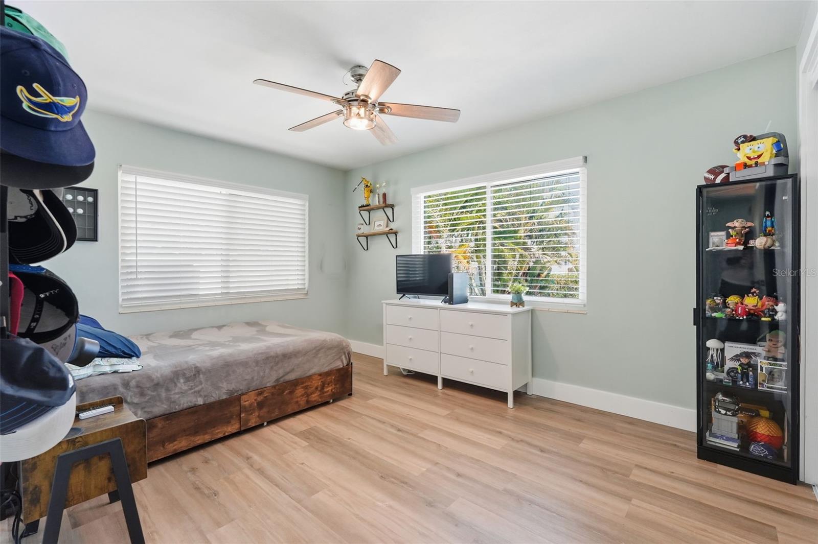 Image 27 of 45 For 9571 Sun Isle Drive Ne