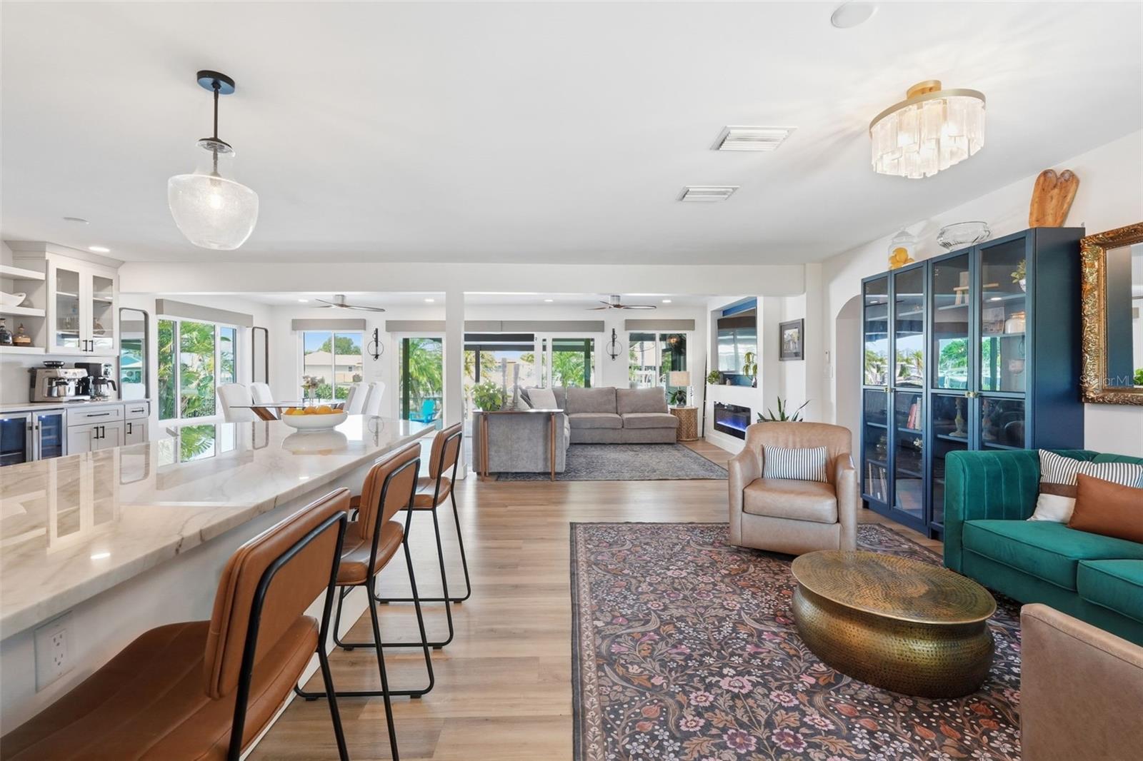 Image 4 of 45 For 9571 Sun Isle Drive Ne