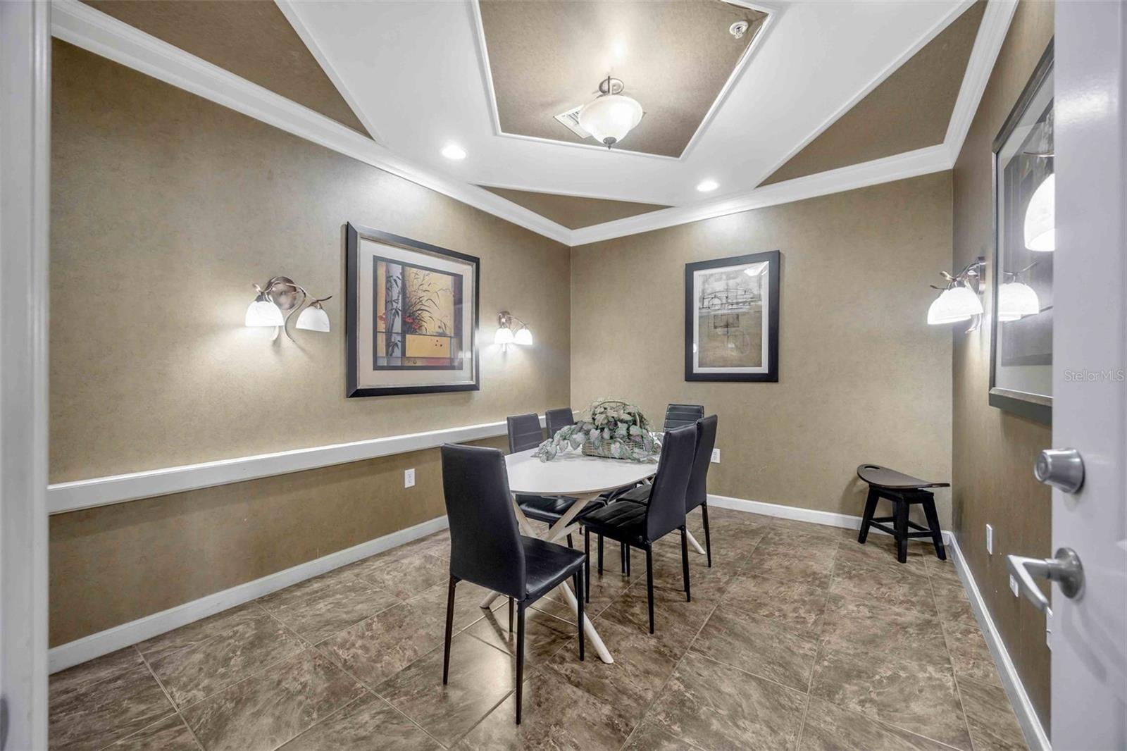 Image 33 of 41 For 4221 Spruce Street 2217