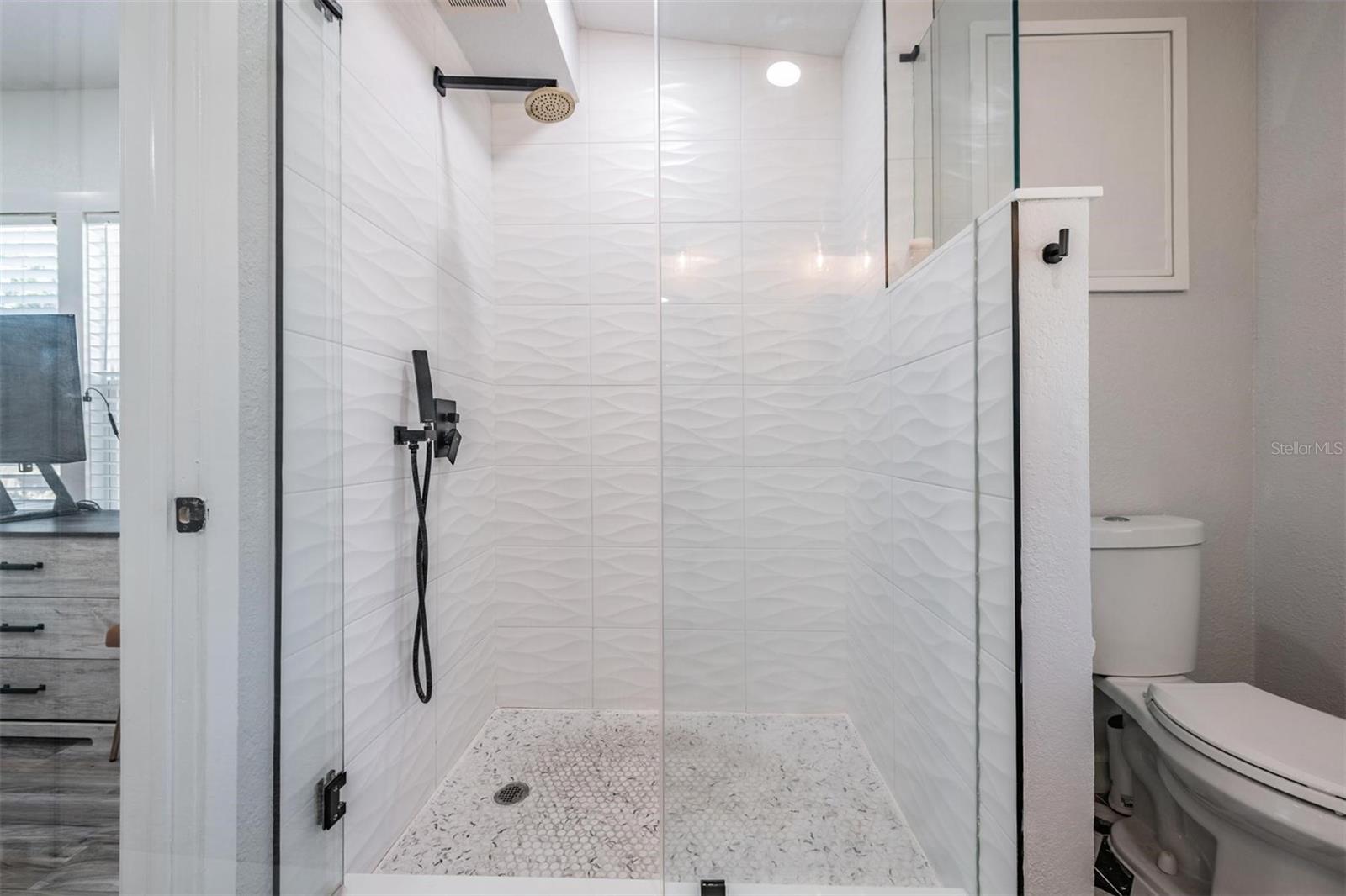 Image 28 of 46 For 1875 Michigan Avenue Ne