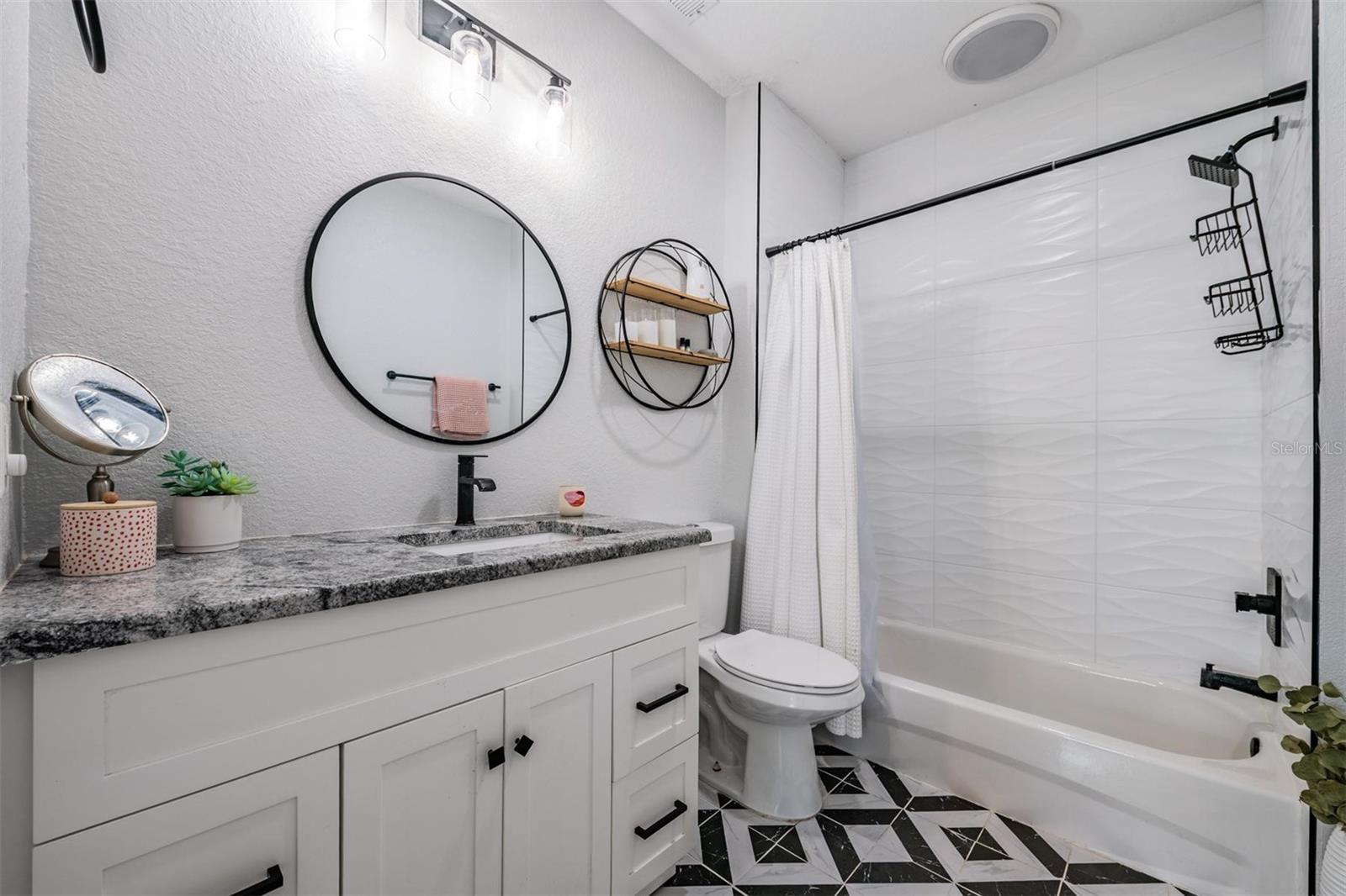 Image 33 of 46 For 1875 Michigan Avenue Ne