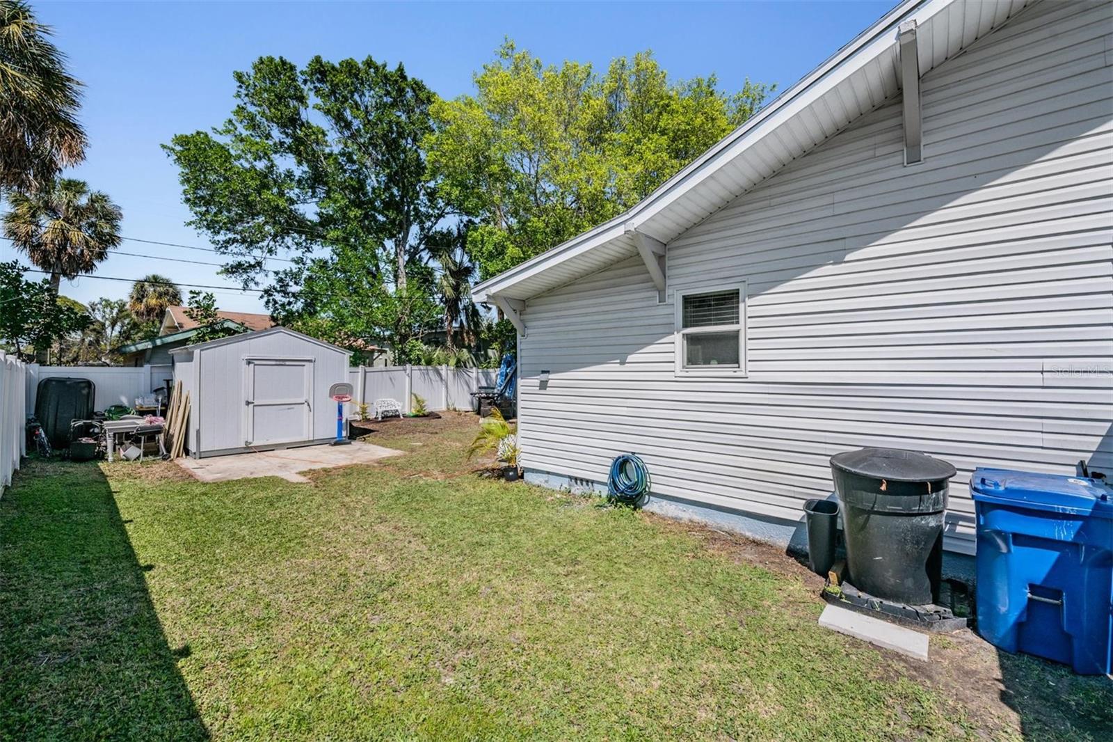 Image 36 of 46 For 1875 Michigan Avenue Ne