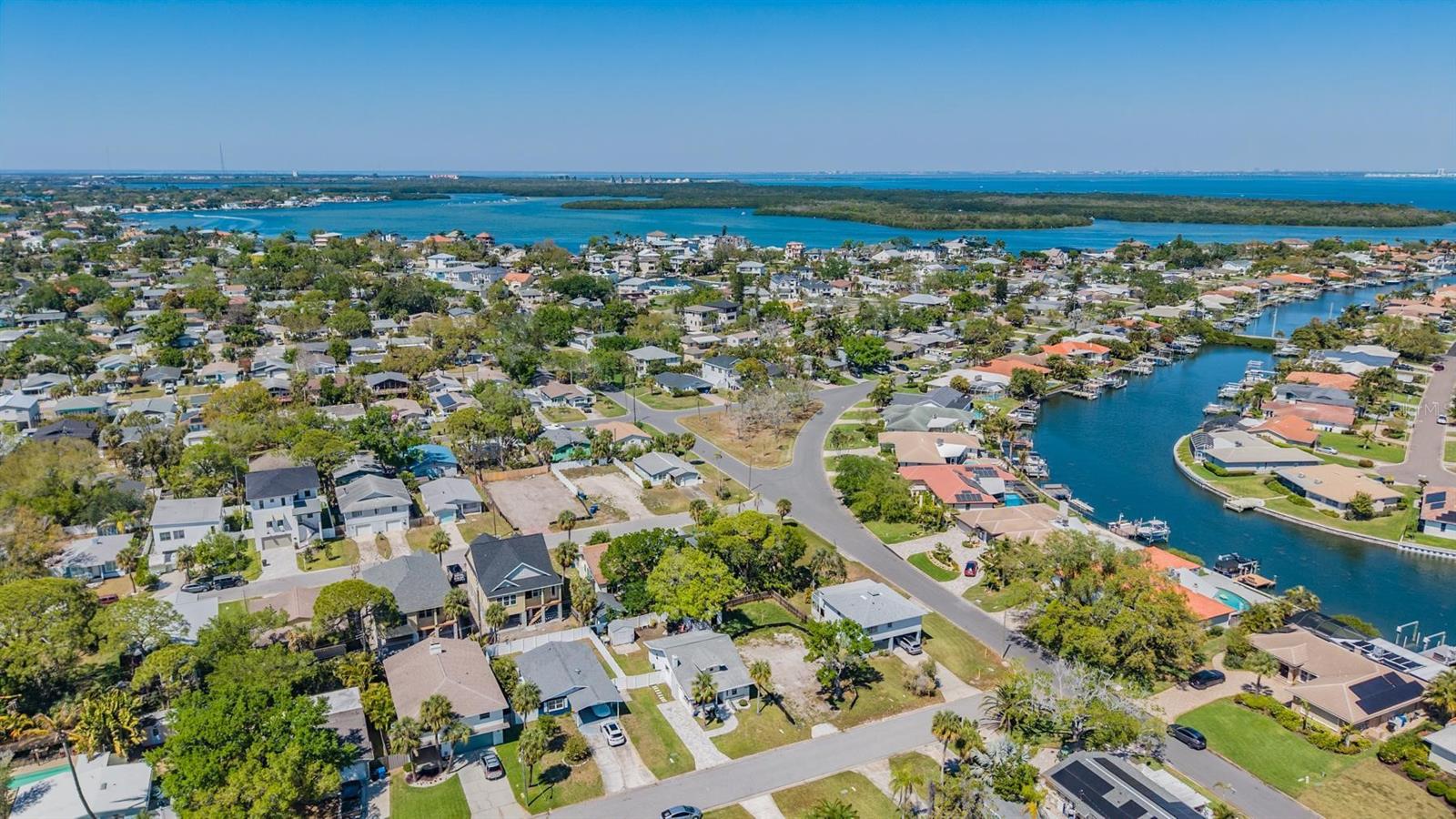 Image 42 of 46 For 1875 Michigan Avenue Ne