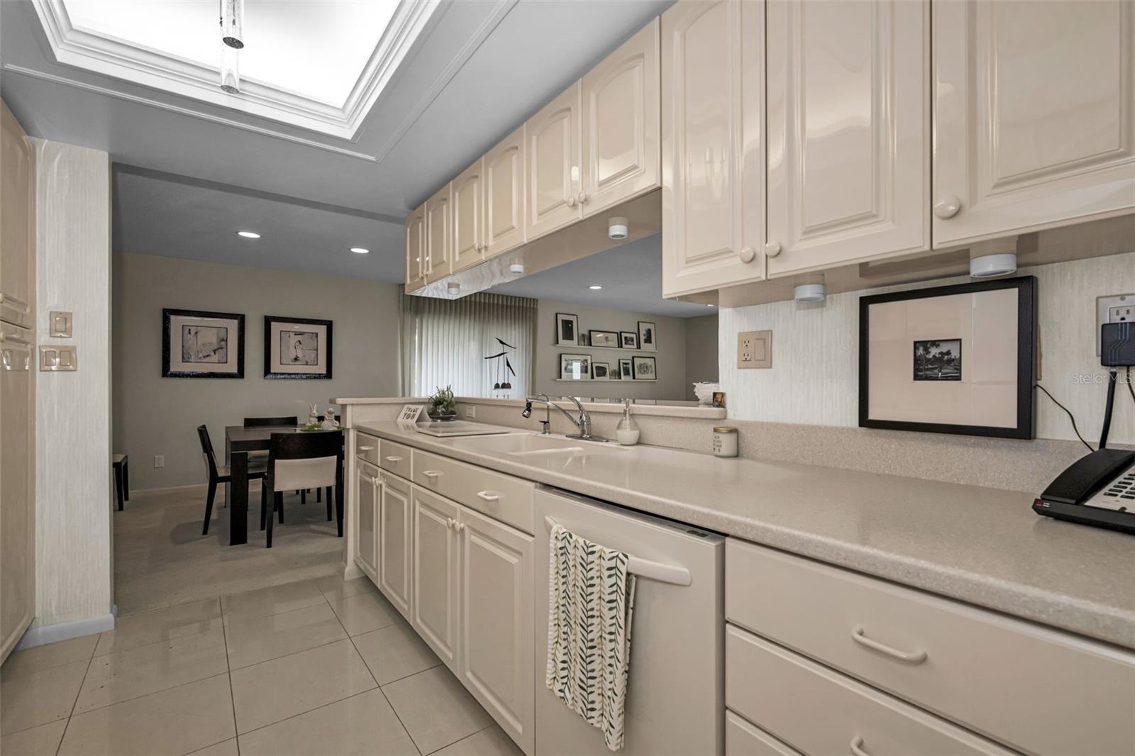 Image 11 of 100 For 36750 Us Highway 19  26-204