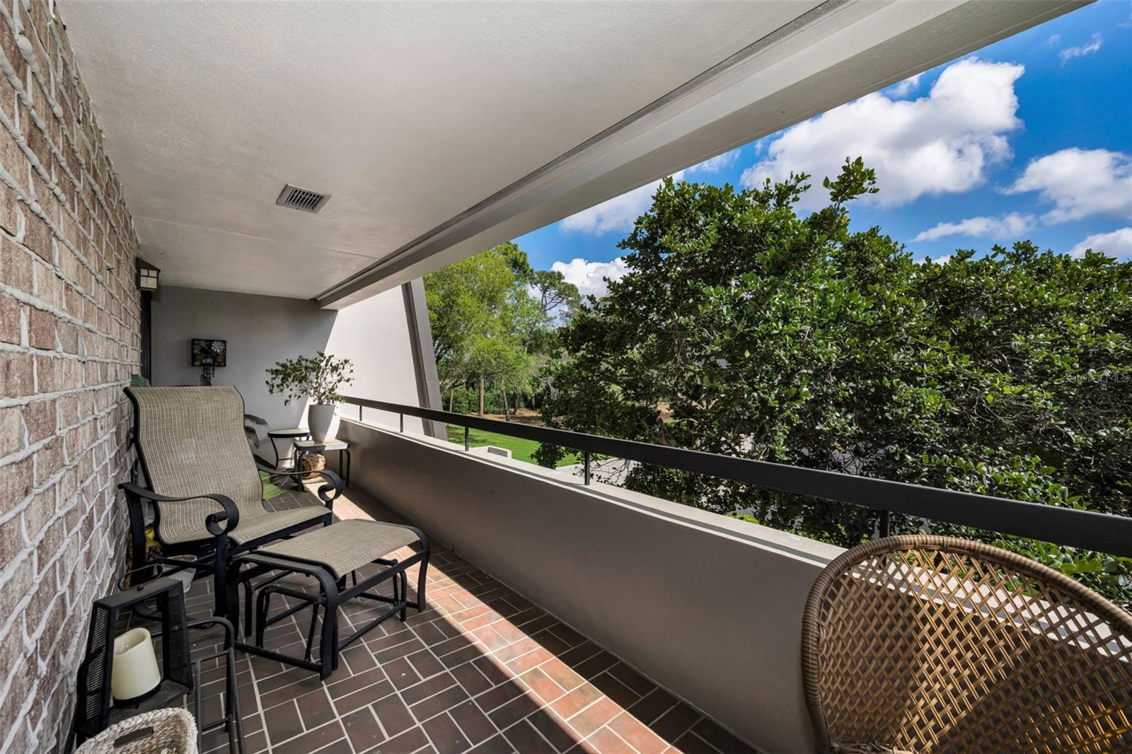 Image 24 of 100 For 36750 Us Highway 19  26-204