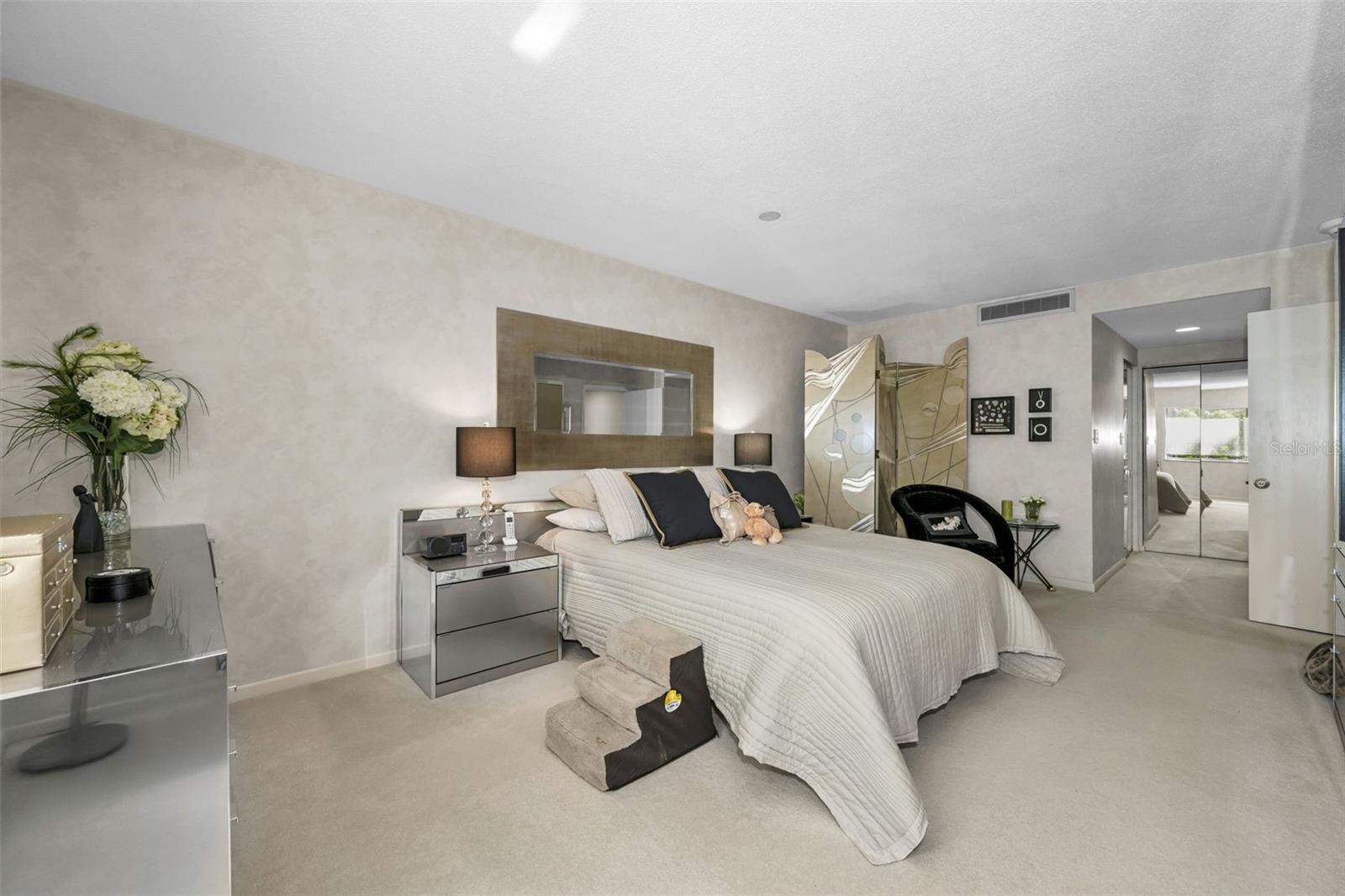 Image 28 of 100 For 36750 Us Highway 19  26-204