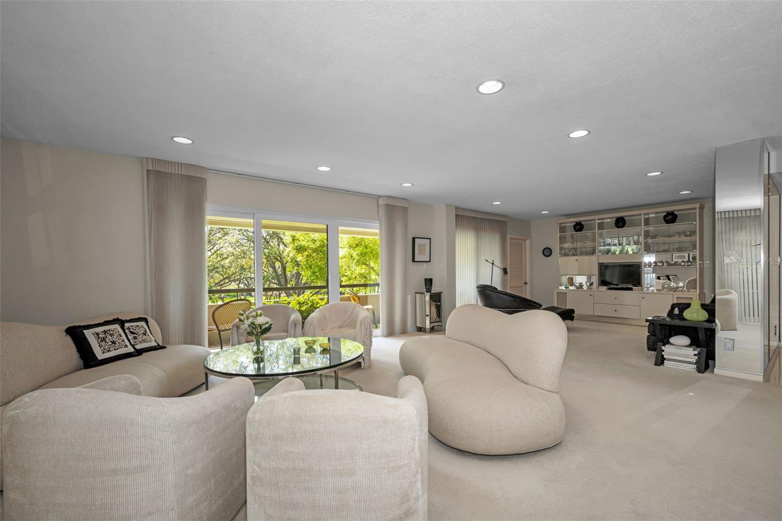 Image 5 of 100 For 36750 Us Highway 19  26-204