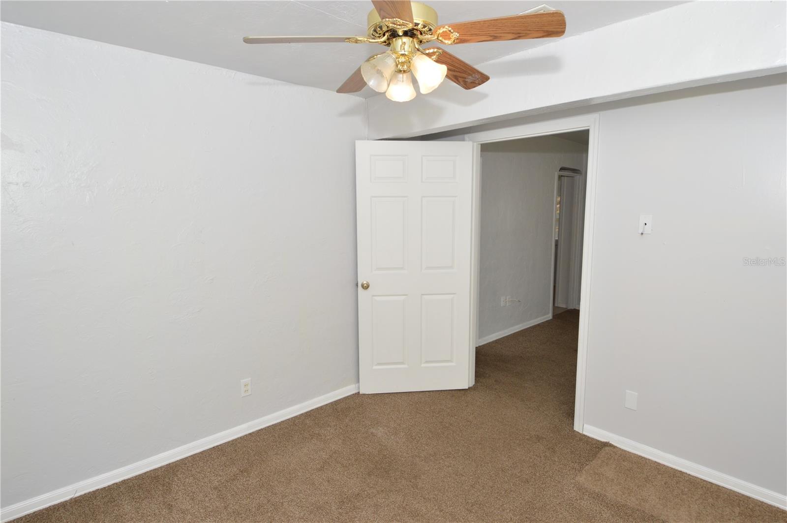 Image 19 of 65 For 6855 Dartmouth Avenue N