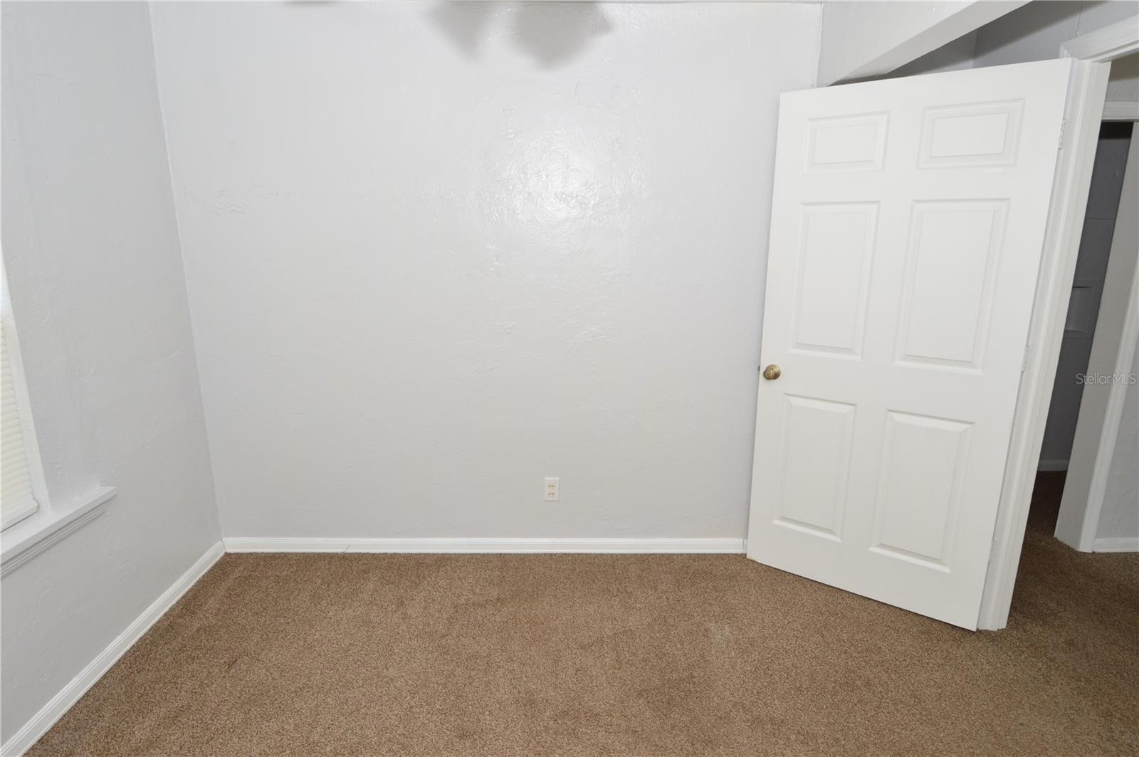 Image 20 of 65 For 6855 Dartmouth Avenue N