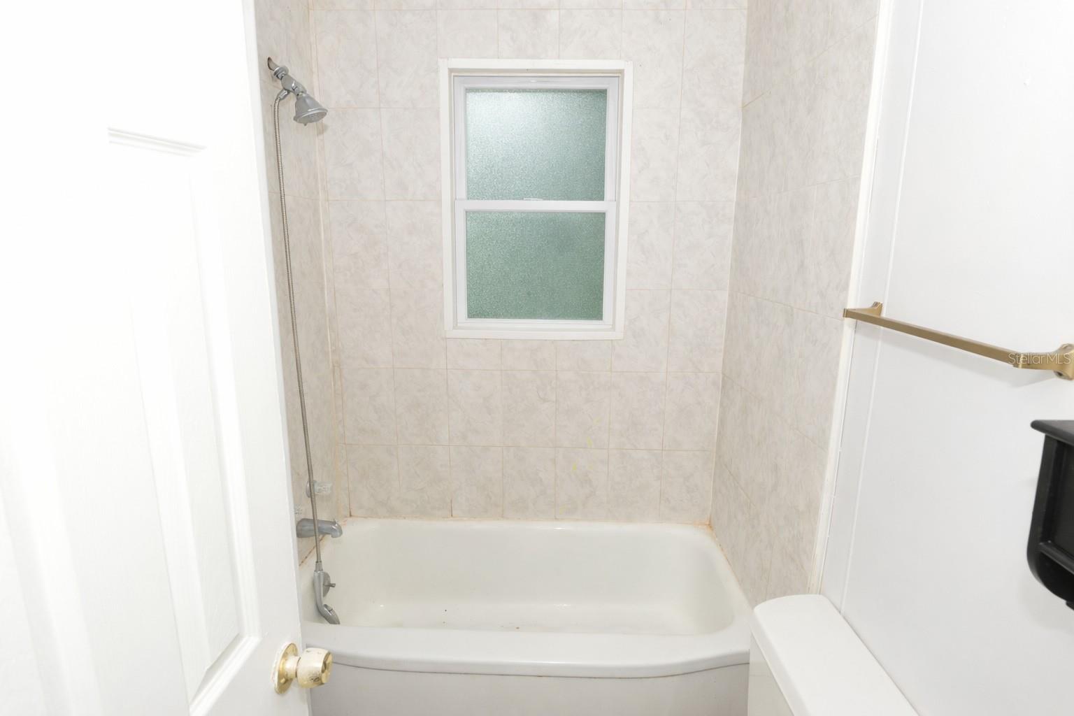 Image 22 of 65 For 6855 Dartmouth Avenue N