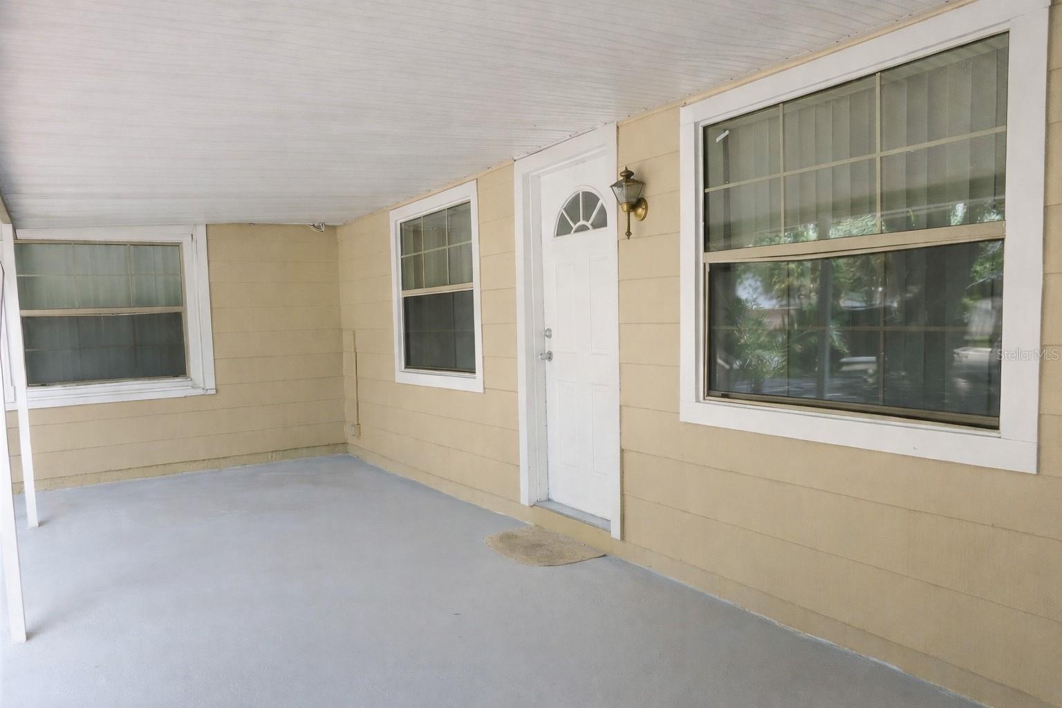 Image 4 of 65 For 6855 Dartmouth Avenue N