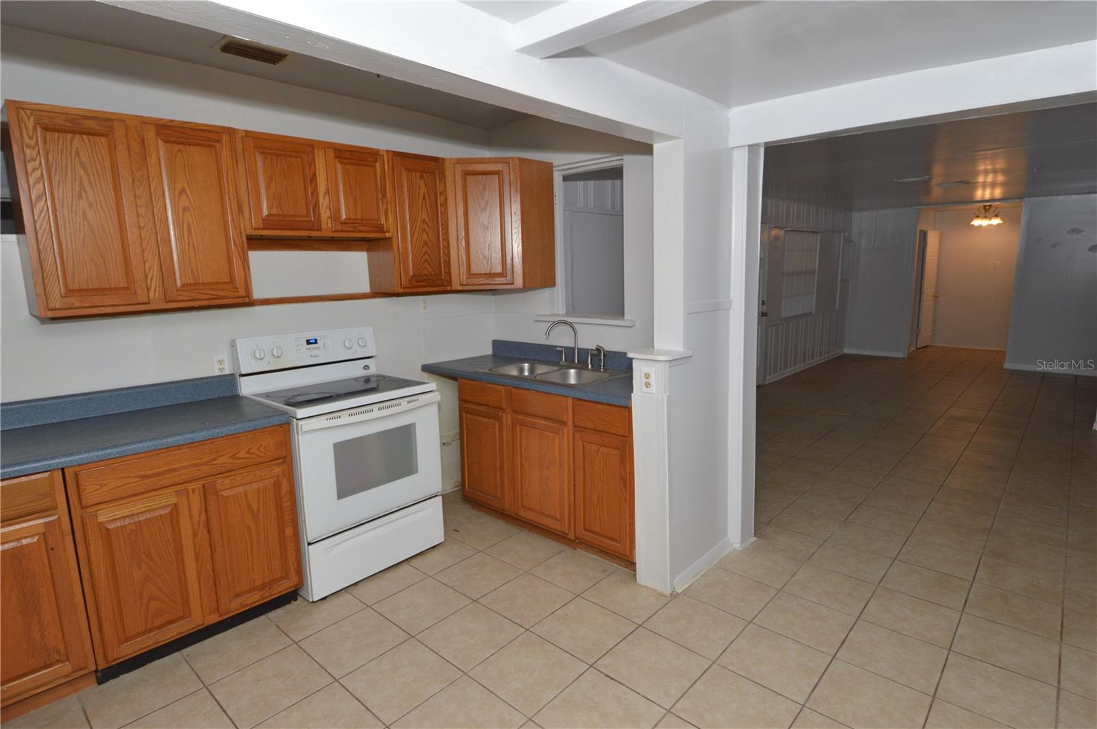 Image 40 of 65 For 6855 Dartmouth Avenue N