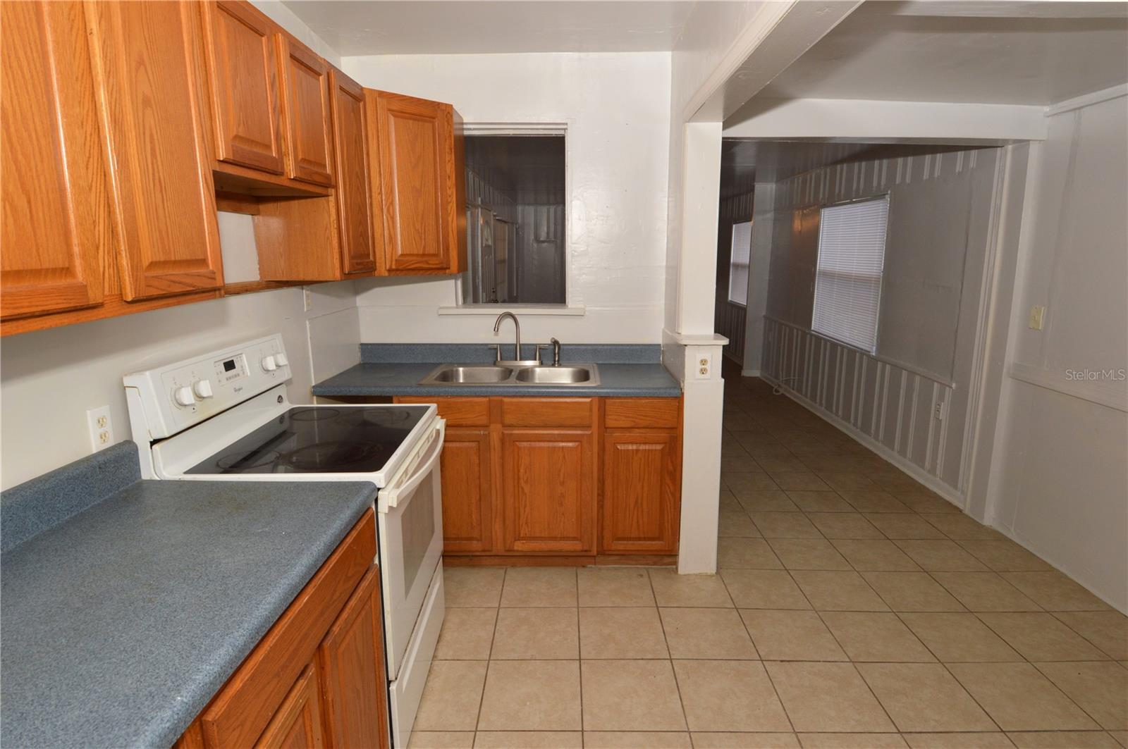 Image 41 of 65 For 6855 Dartmouth Avenue N