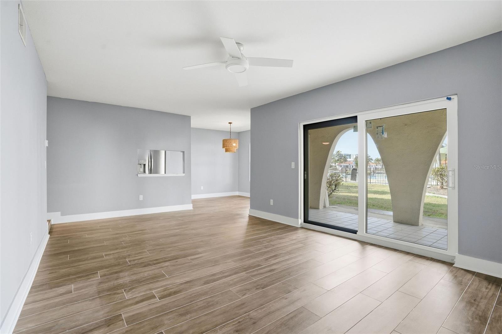 Image 11 of 24 For 507 Plaza Seville Court 13