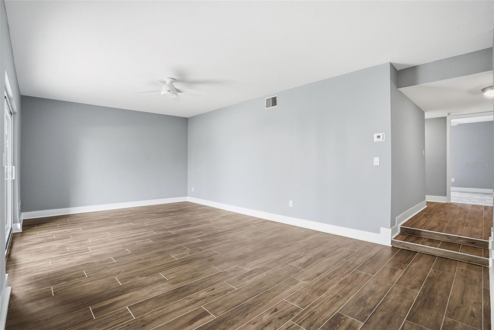 Image 6 of 24 For 507 Plaza Seville Court 13