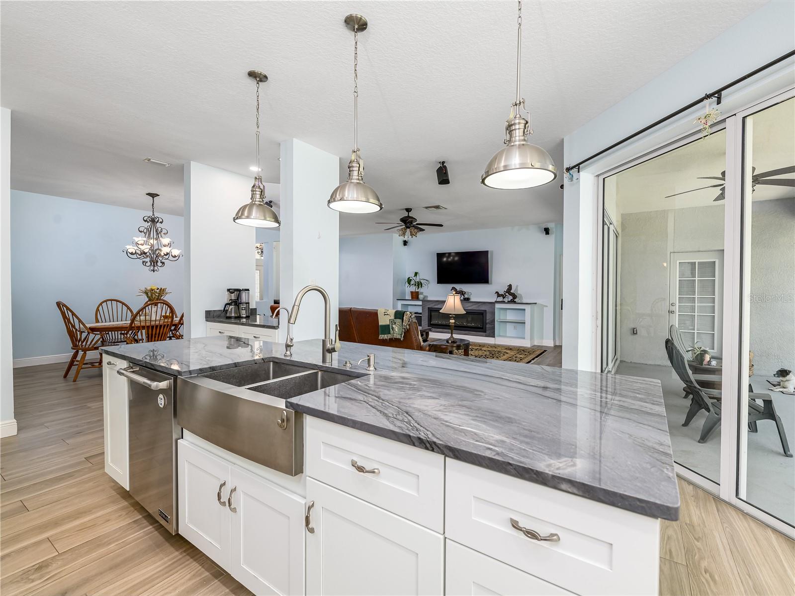 Image 14 of 76 For 10515 Canary Isle Drive