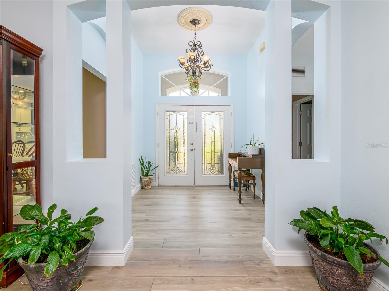 Image 3 of 76 For 10515 Canary Isle Drive