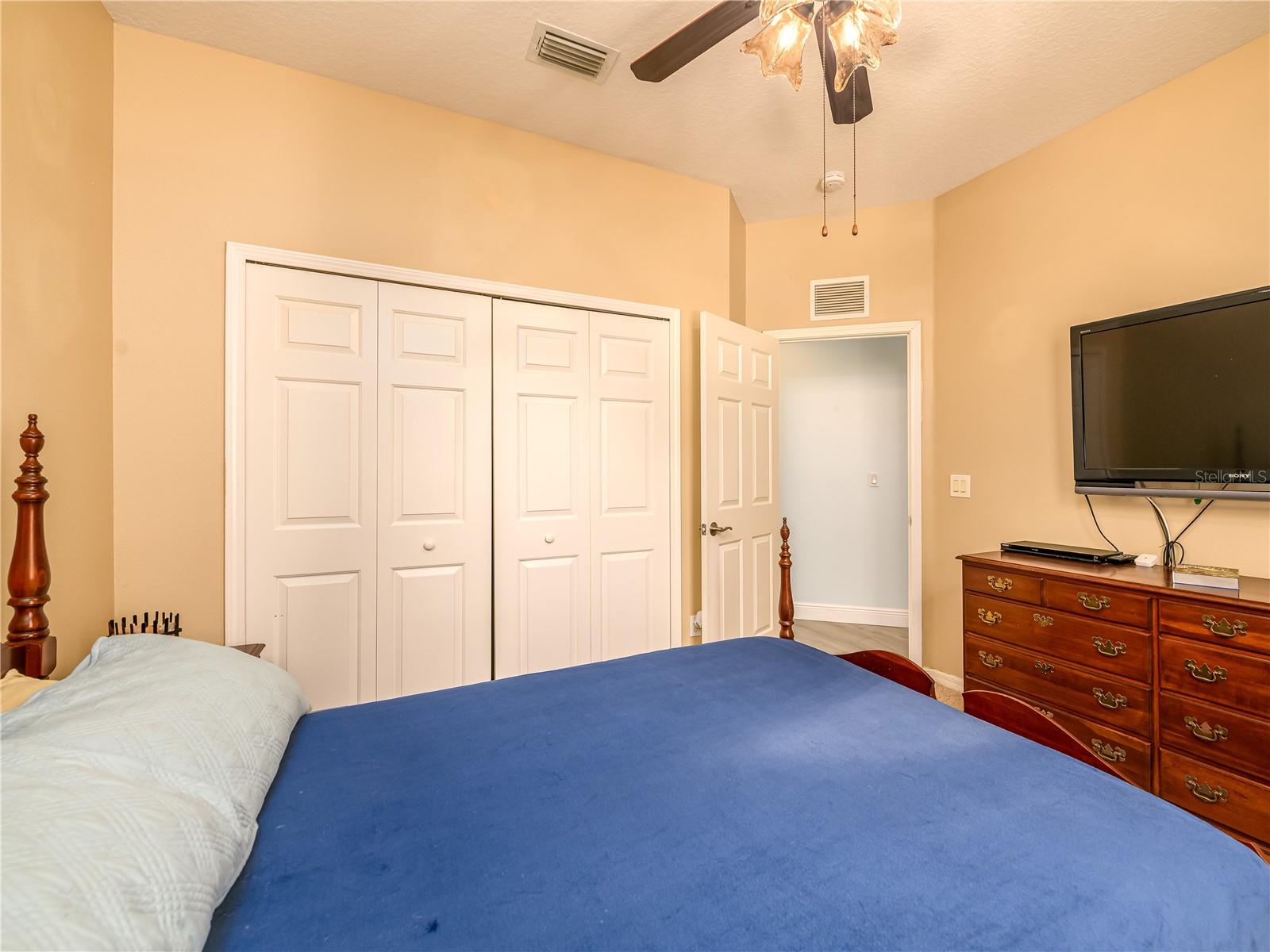 Image 31 of 76 For 10515 Canary Isle Drive