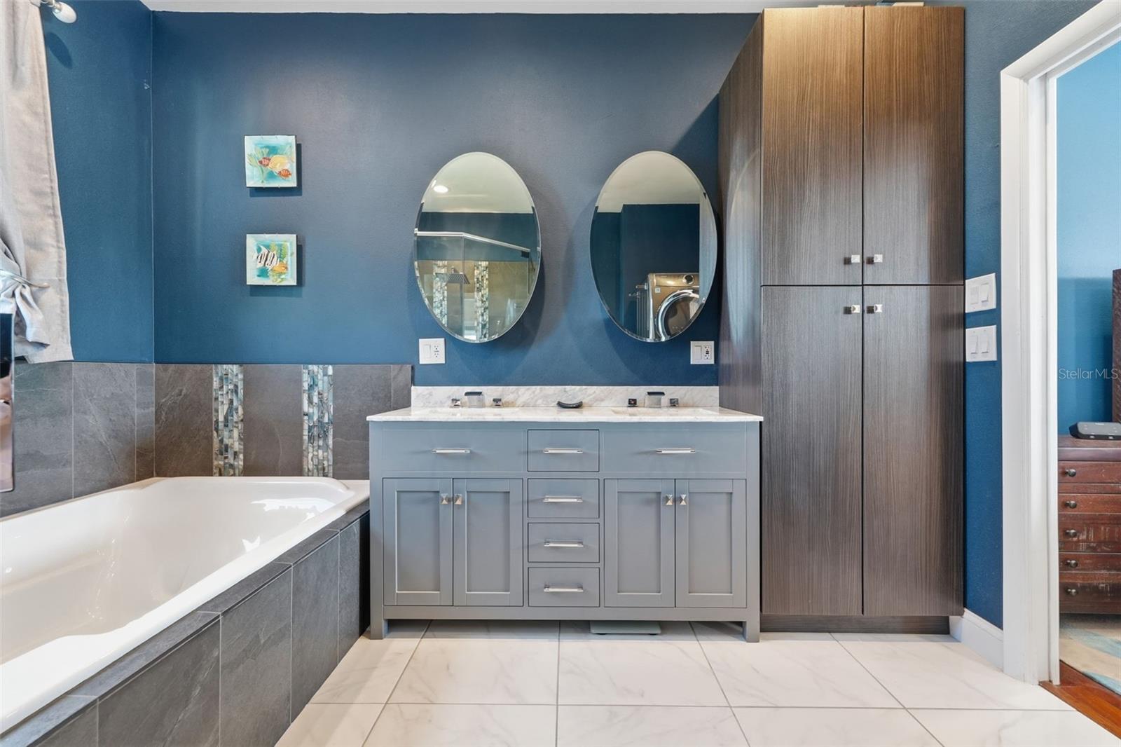 Image 28 of 48 For 532 Crystal Drive