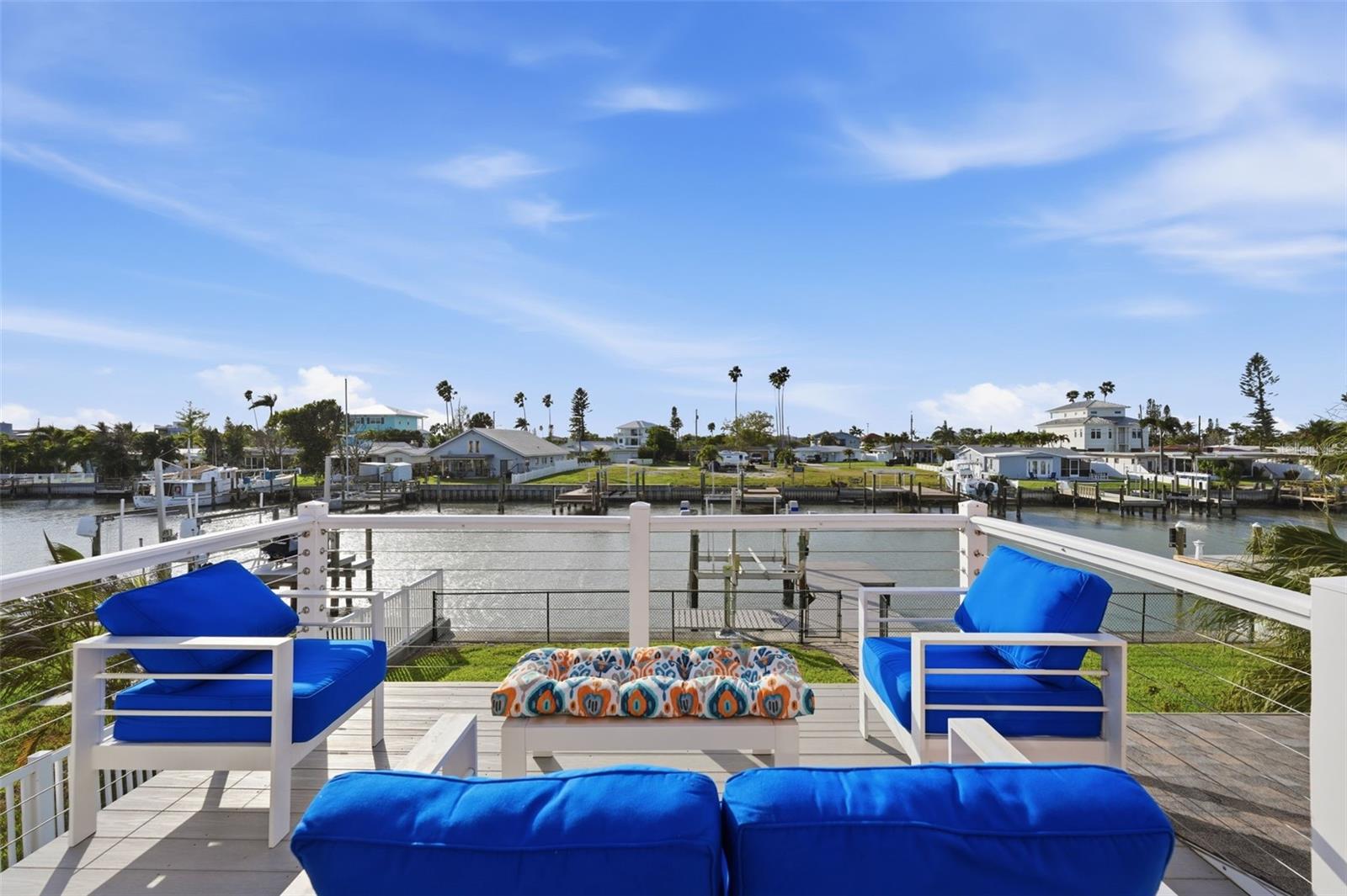 Image 32 of 48 For 532 Crystal Drive