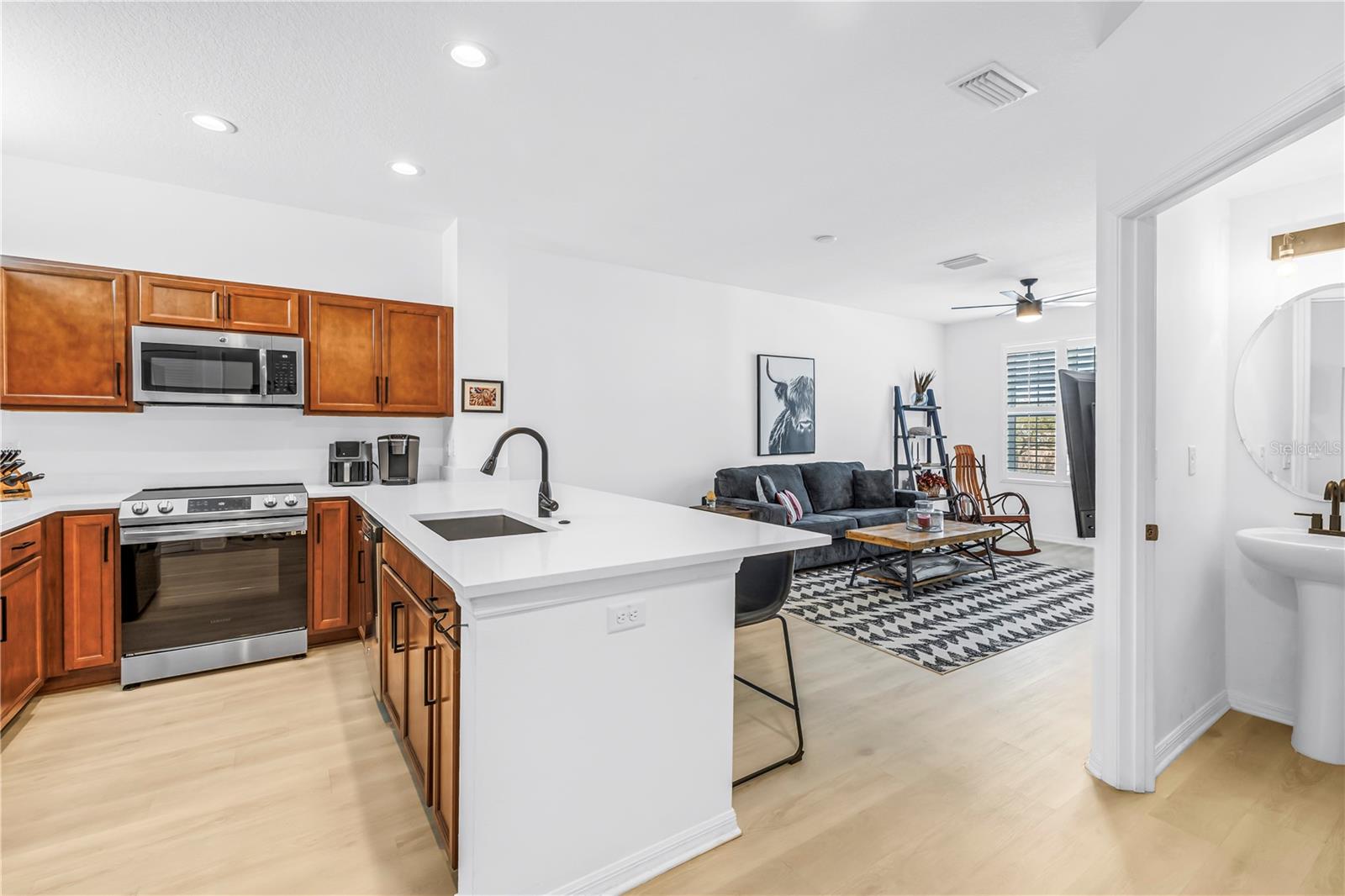 Image 13 of 33 For 429 Lorraine Leland Street