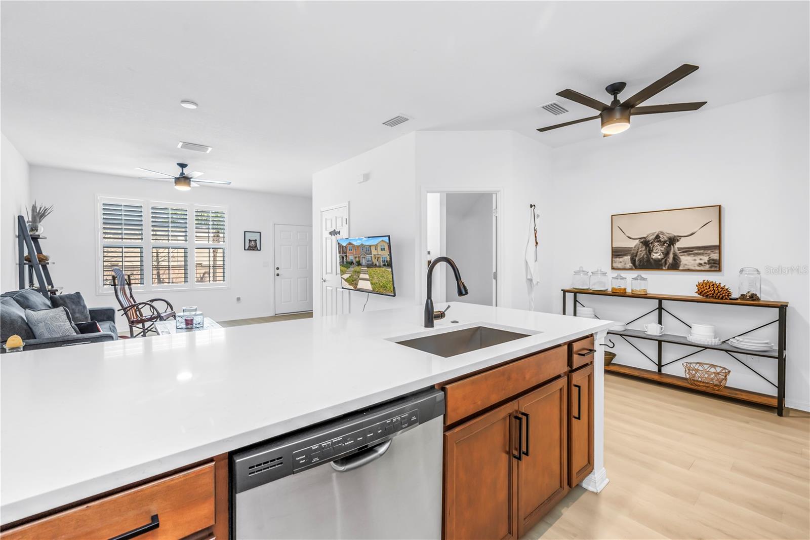 Image 16 of 33 For 429 Lorraine Leland Street