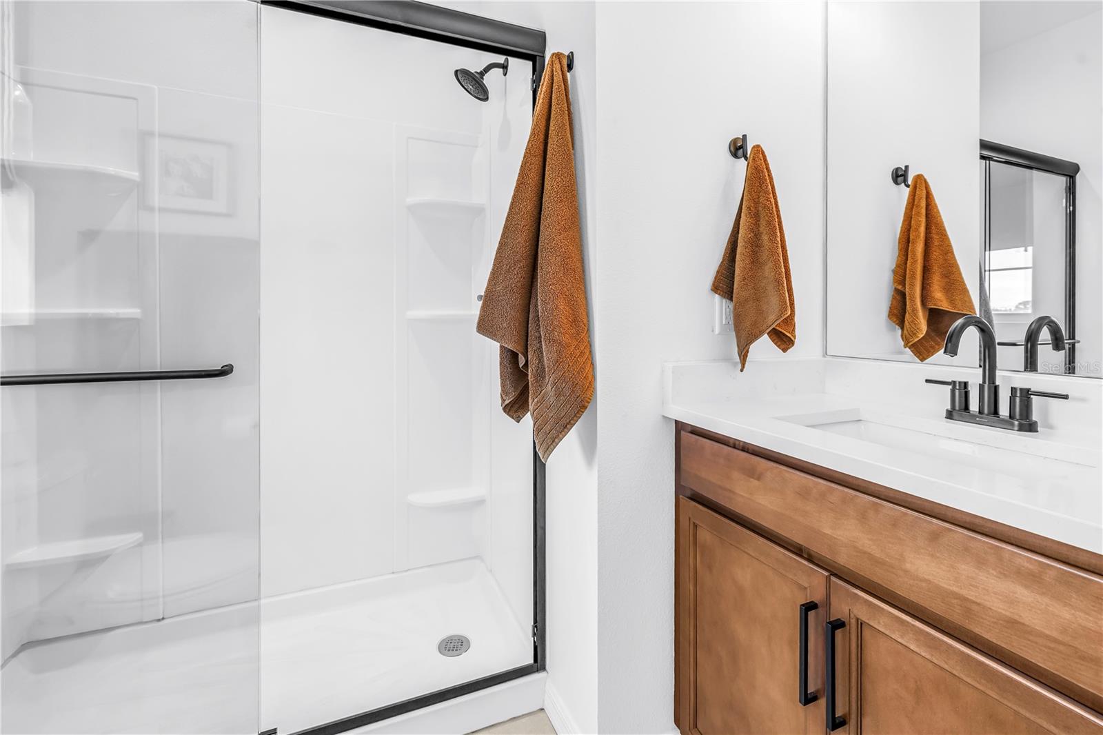 Image 21 of 33 For 429 Lorraine Leland Street